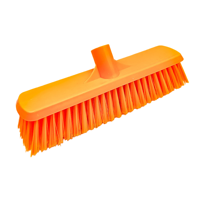 Waarom deze robuuste terrasborstel met oranje haren een must-have is voor zware schoonmaakklussen